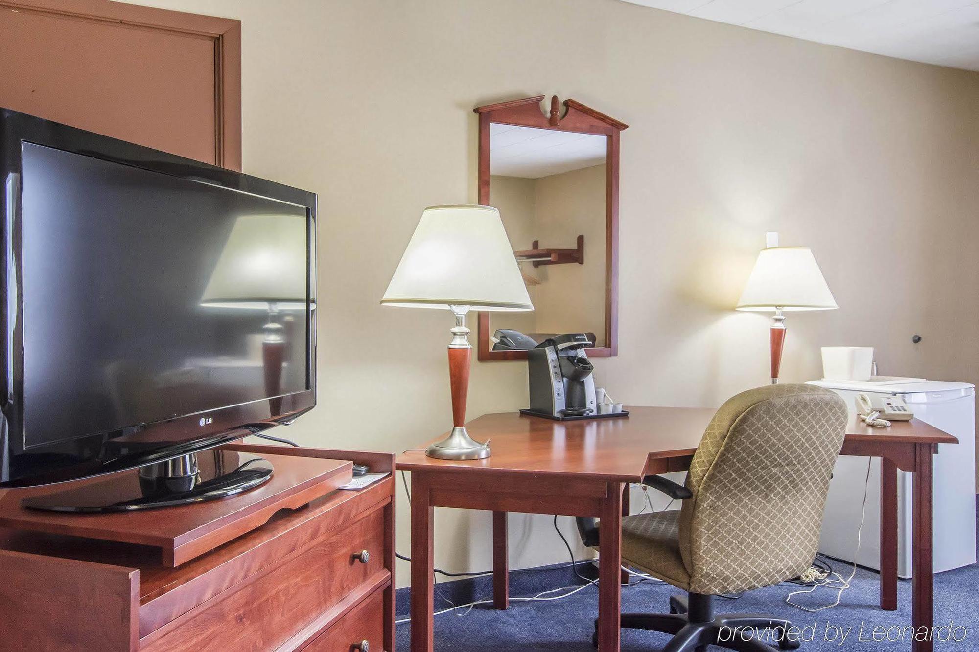 Hotel Danube Bleu Forestville Ngoại thất bức ảnh